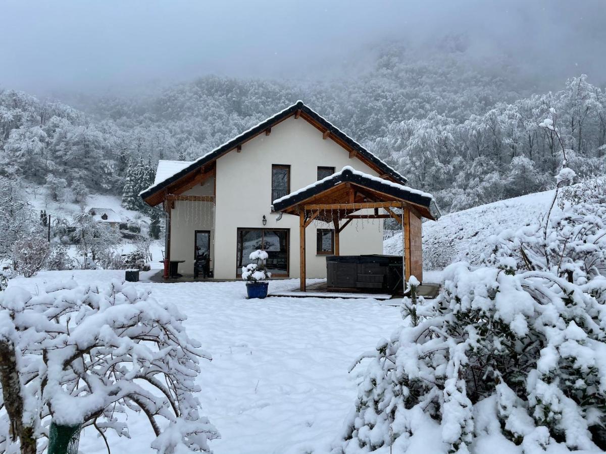 Au Coeur Du Noyau Ferienhaus *